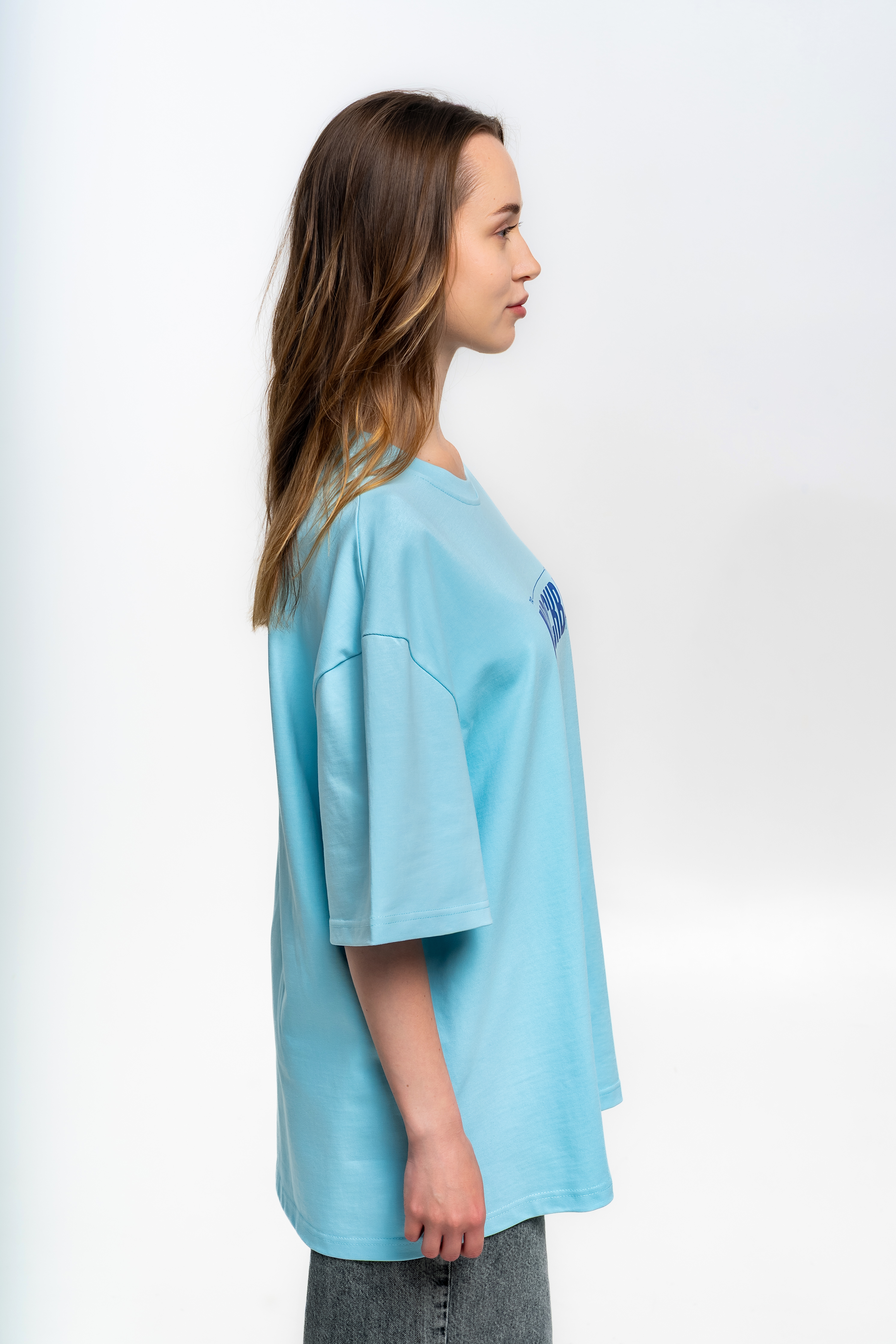 Голубая футболка с синим логотипом - Изображение 5