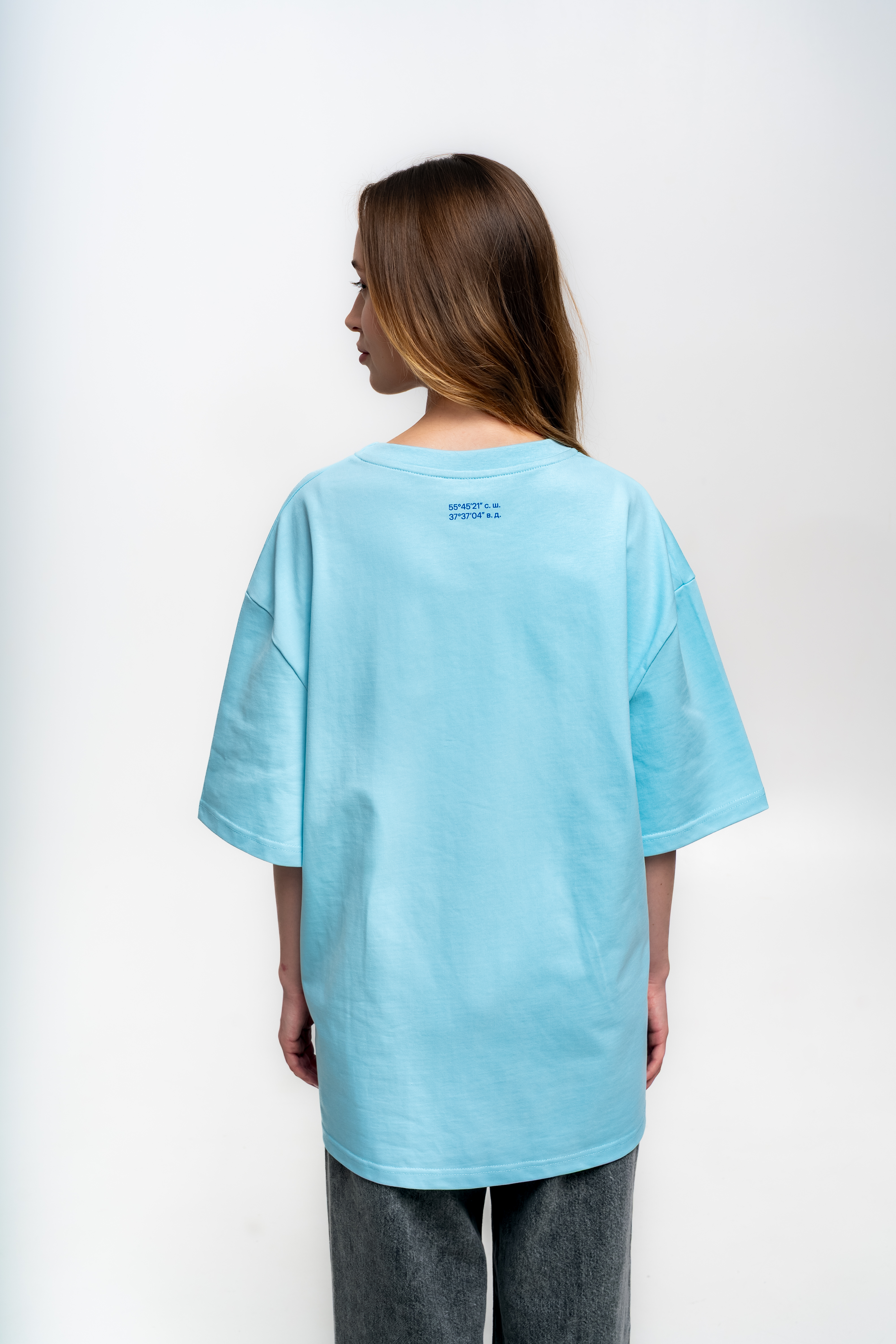 Голубая футболка с синим логотипом - Изображение 6