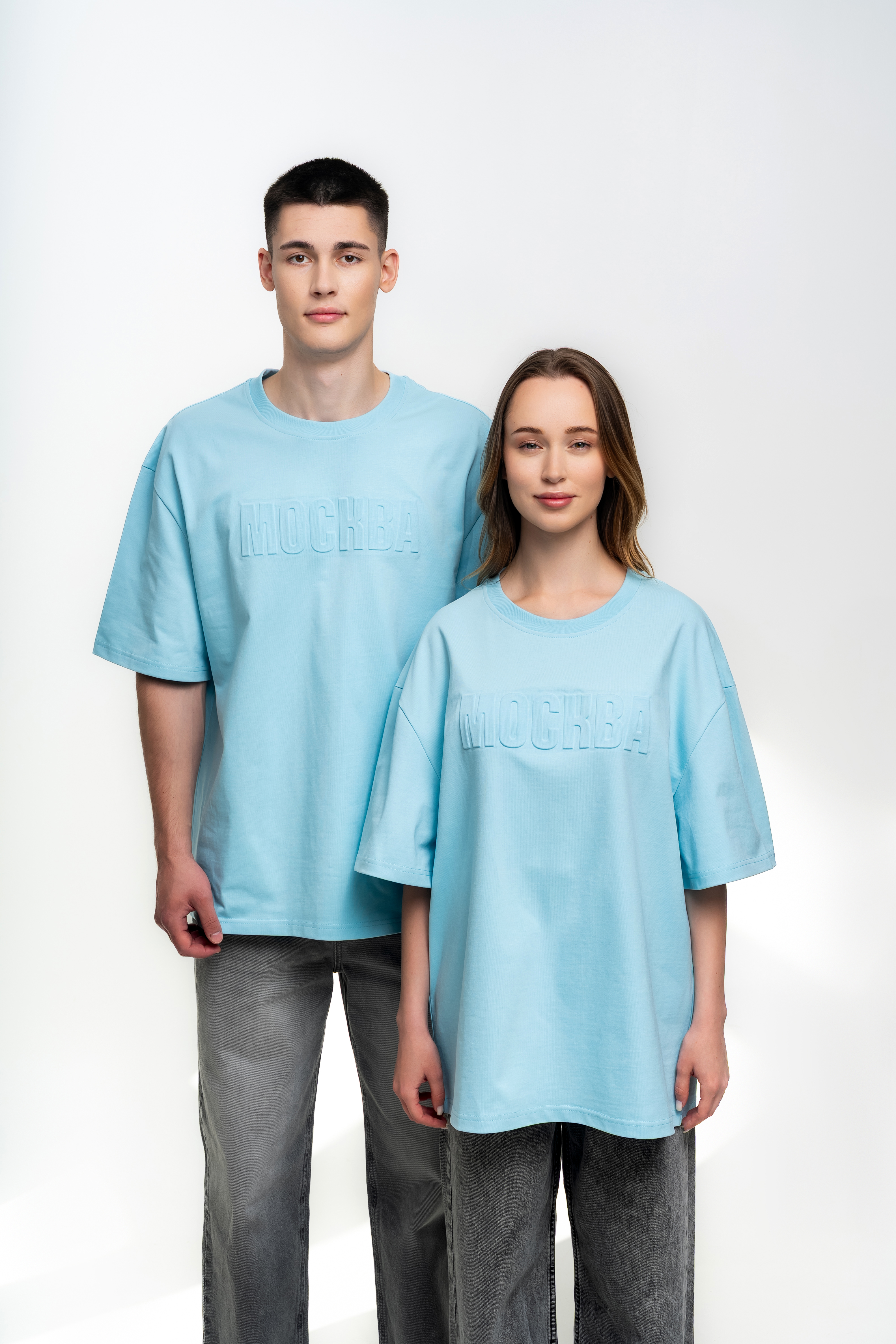 Голубая футболка с объемным логотипом - Изображение 11