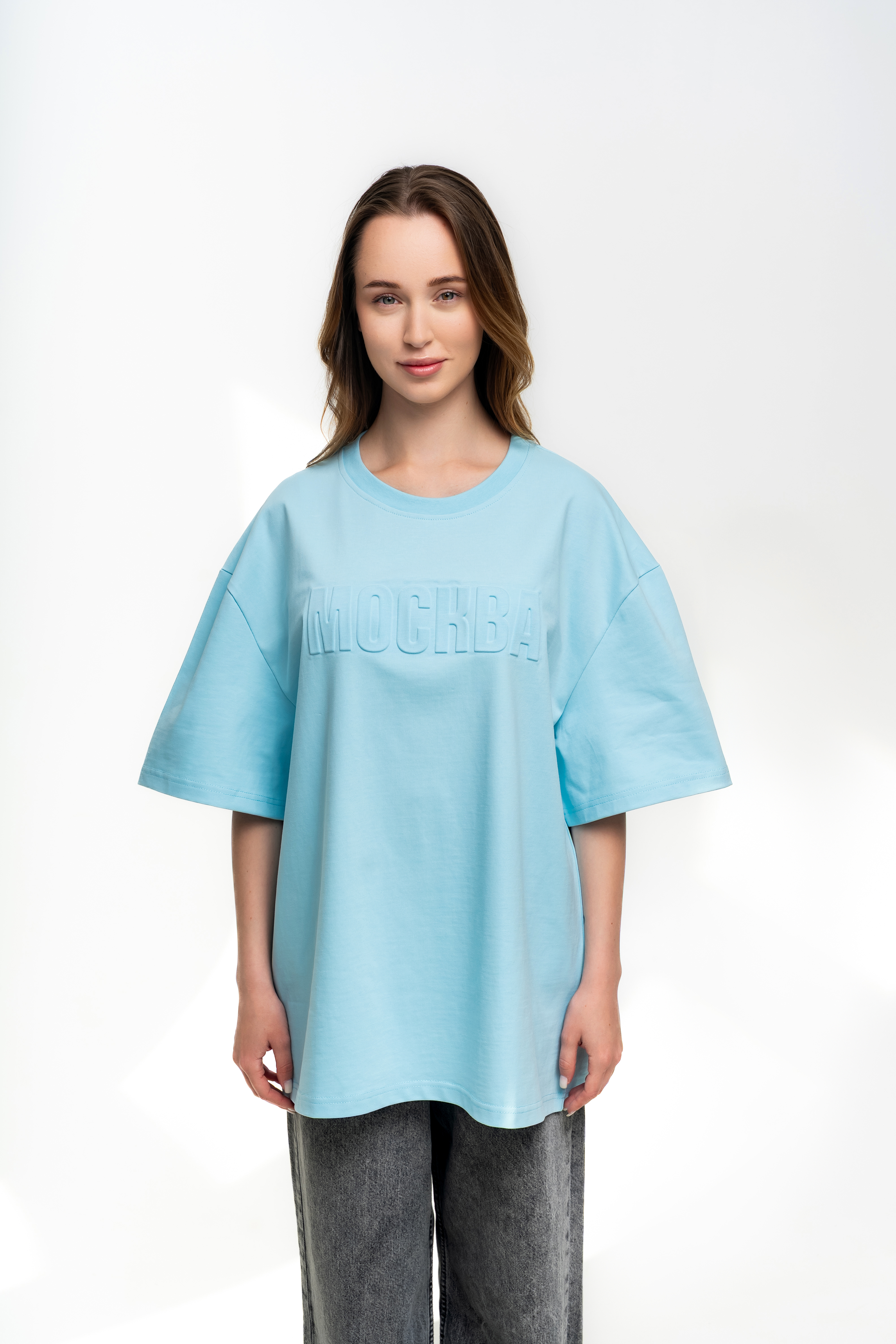 Голубая футболка с объемным логотипом - Изображение 2