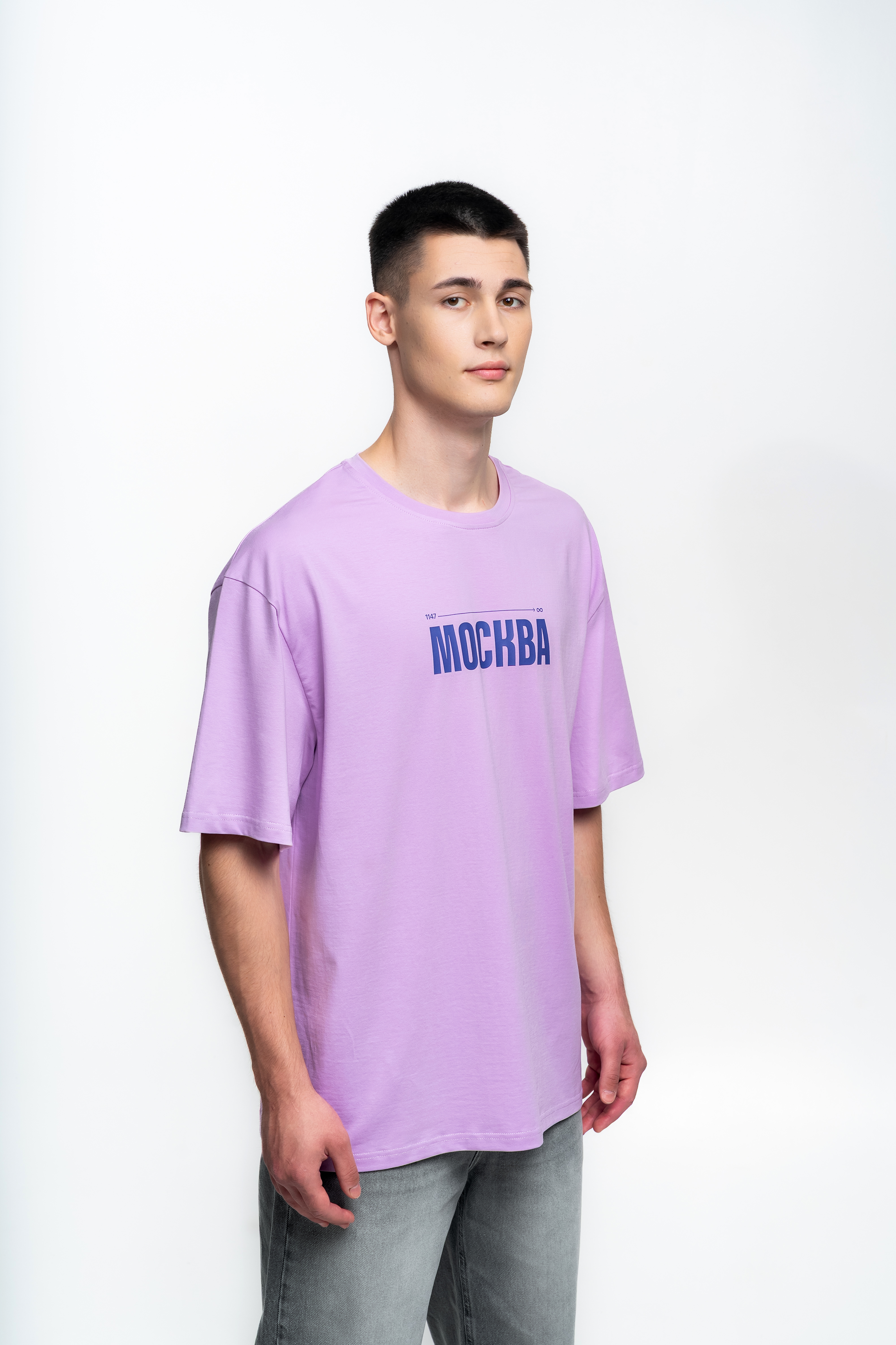 Сиреневая футболка с фиолетовым логотипом - Изображение 9