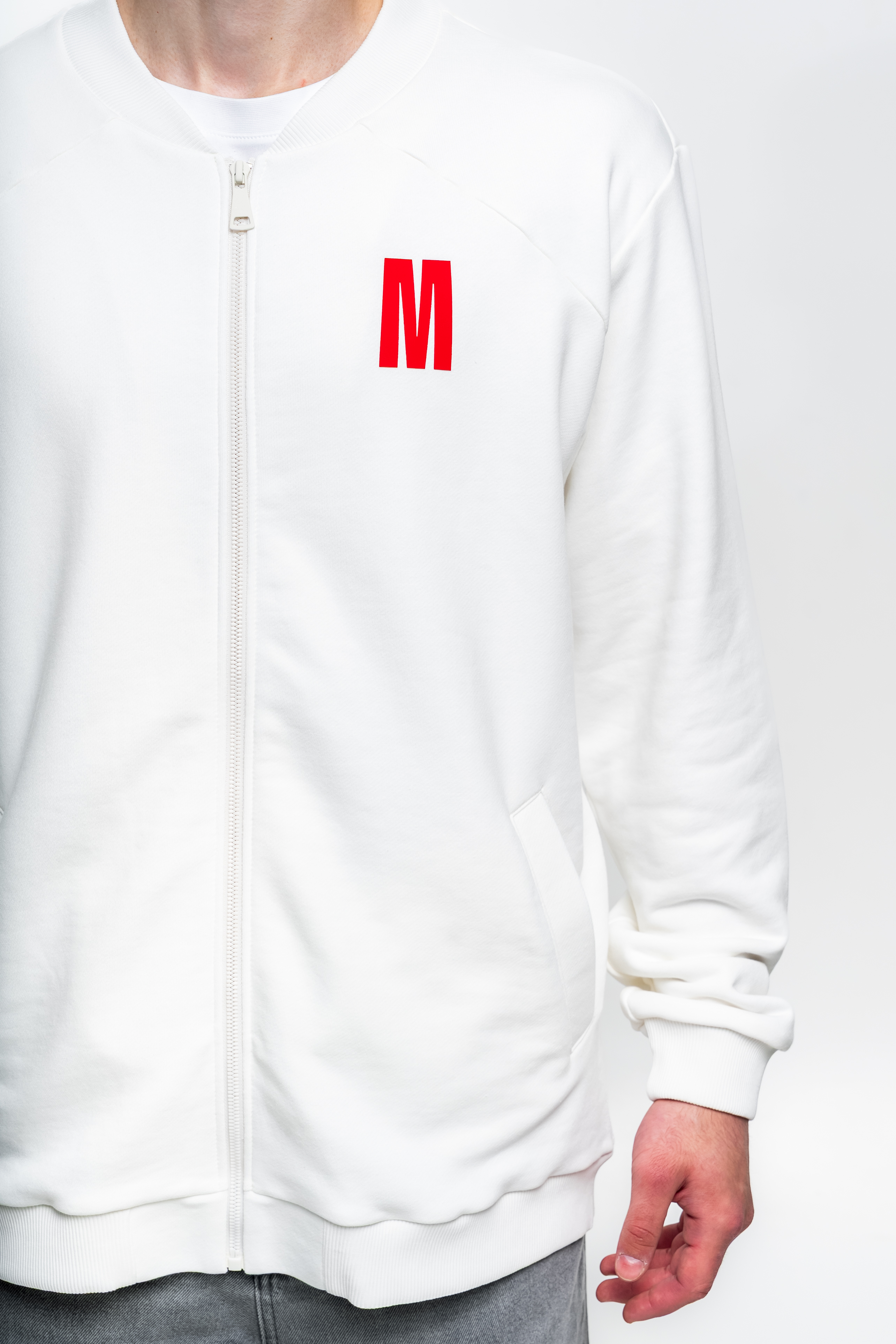 Белая толстовка на молнии без капюшона - Изображение 4